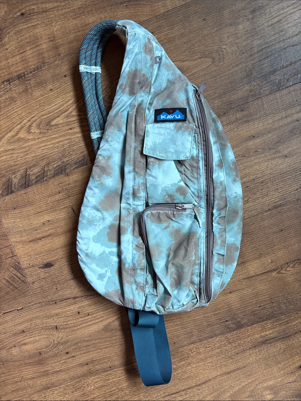 KAVU Sling Bag in Camouflage Blue Tan